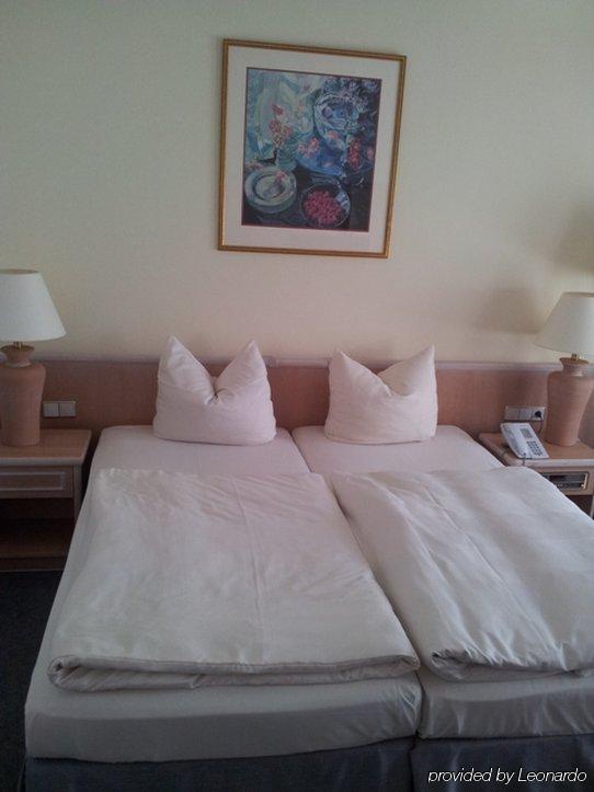 Landhotel Burkartsmühle Hofheim am Taunus Habitación foto